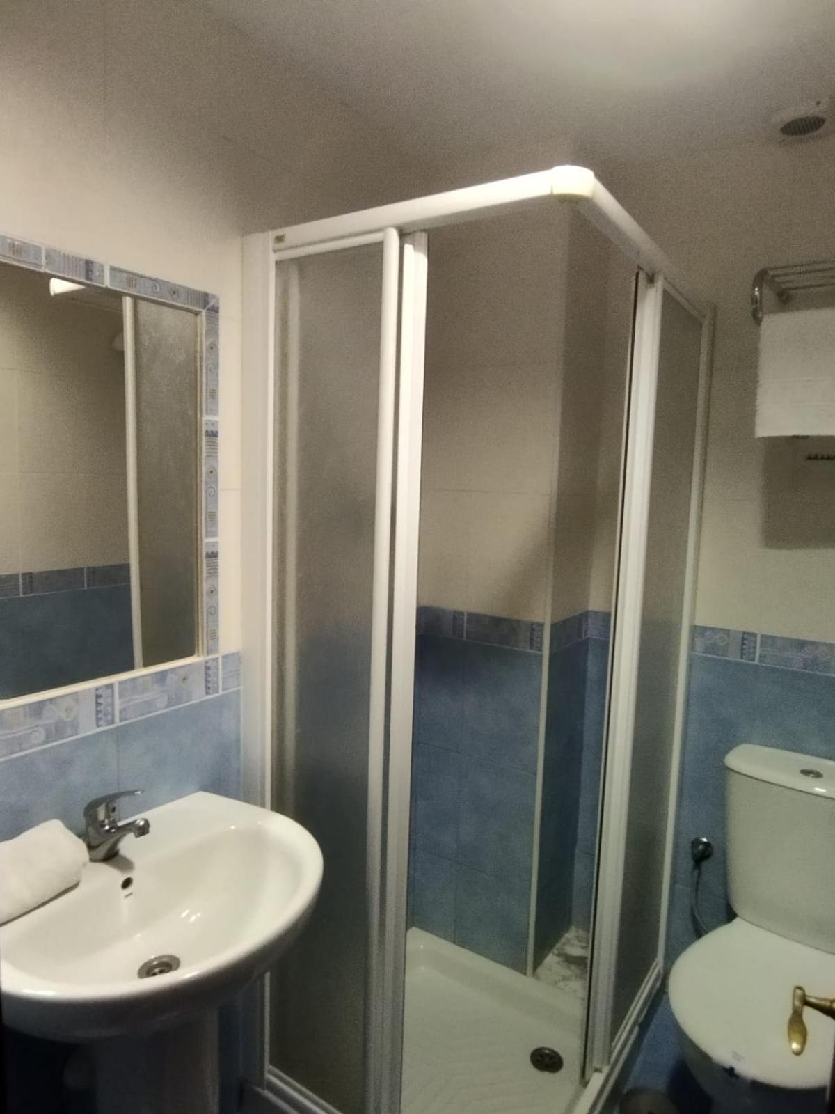 Guest house Puente Azud Aviles