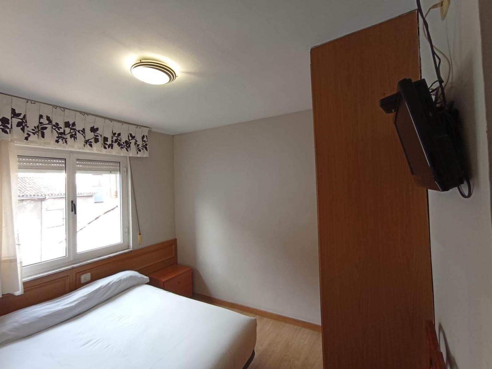 Puente Azud Guest house Aviles